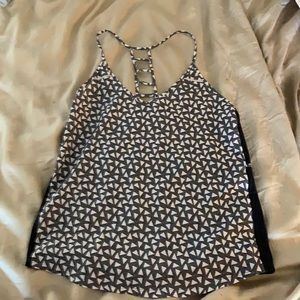 Lululemon workout tank